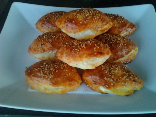 Mayasız Yumuşak Poğaça Tarifi ve Malzemeleri