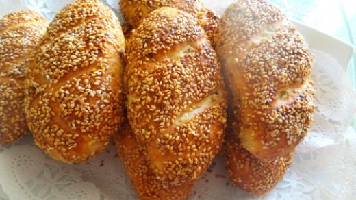 Susamlı Simit Poğaça Tarifi ve Malzemeleri