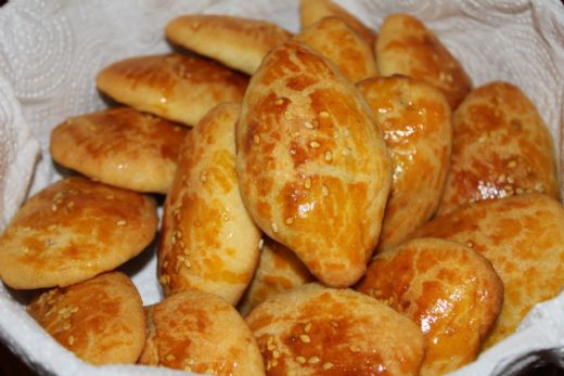 Yağlı Poğaça Tarifi ve Malzemeleri